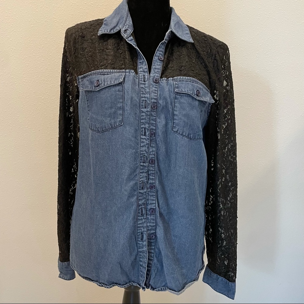 GUESS Jean/Black Lace Button Up